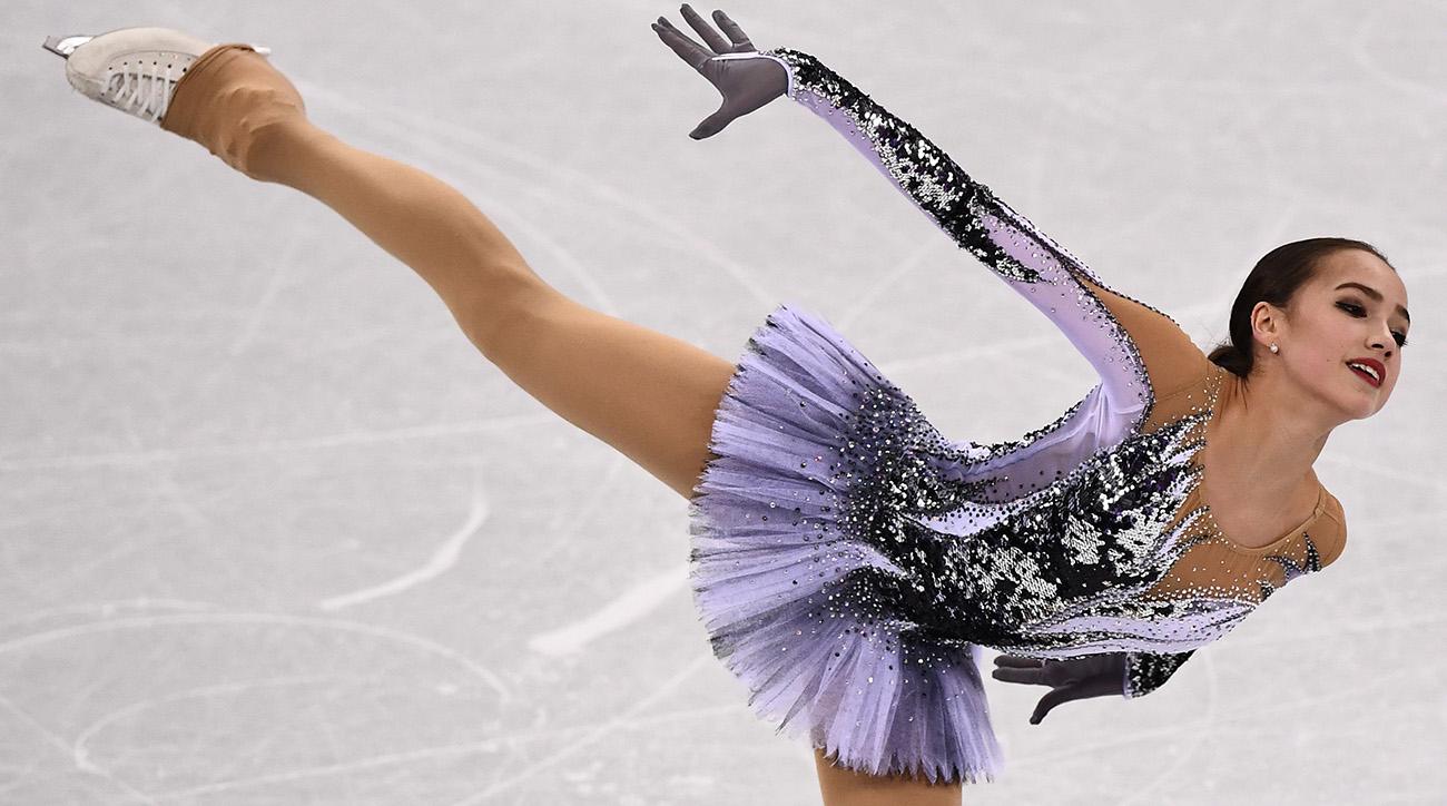 Swarovski Store -Swarovski Store 1 AlinaZagitova short